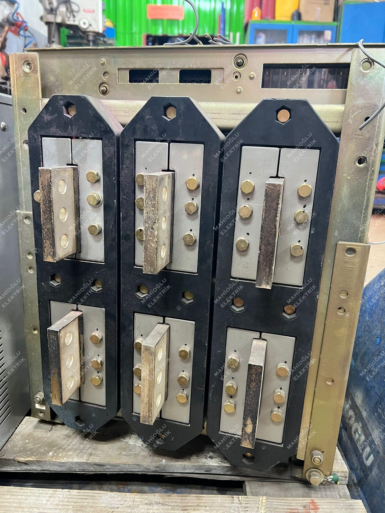 TERASAKI TemPower AT25 2500A Air Circuit Breaker - Görsel 4